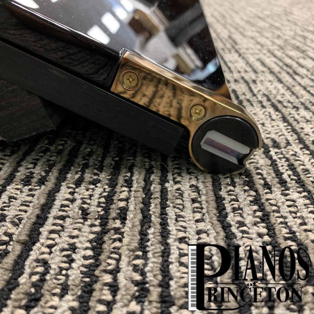 Yamaha U3 Professional Collection Soft fall fallboard